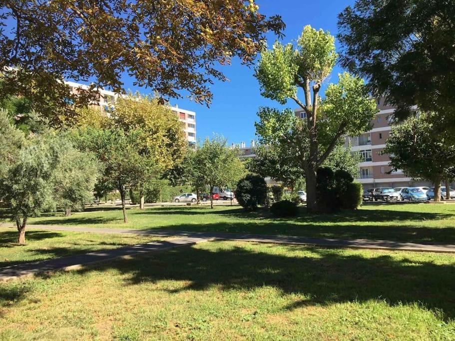 St Velodrome 3 Chambres Parking 8 Couchages Neuf Marseilles Exterior foto